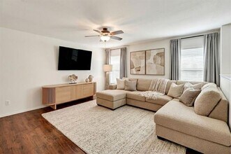 8925 Sun Haven Way in Fort Worth, TX - Building Photo - Building Photo