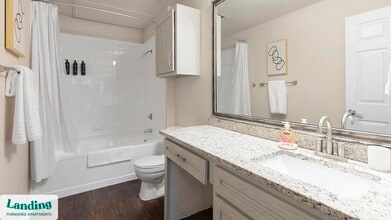 165 Forestbrook Dr, Unit 217 in Lewisville, TX - Building Photo - Building Photo