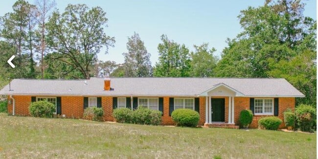 property at 560 Old Lundy Rd
