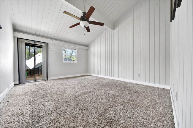 property at 28 Lakeway St