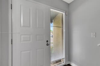 97 Deer Creek Rd in Deerfield Beach, FL - Building Photo - Building Photo