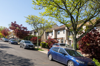 36 Hammock Ln in Staten Island, NY - Foto de edificio - Building Photo