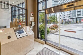 60 Annie Craig Dr in Toronto, ON - Building Photo - Building Photo