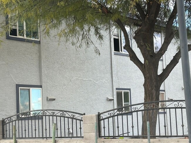 12707 W Amy Dr in Surprise, AZ - Building Photo - Building Photo