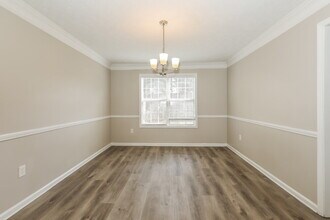 733 Sinclair Way in Jonesboro, GA - Building Photo - Building Photo