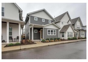 1008 Treaty Oaks Dr in Nashville, TN - Building Photo