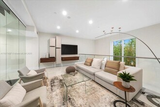 455 NE 39th St in Miami, FL - Building Photo - Building Photo