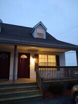 Crown Pointe Townhomes - Shiloh in O'Fallon, IL - Building Photo