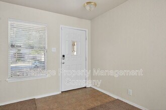 7719 Mesquite Farm in San Antonio, TX - Building Photo - Building Photo