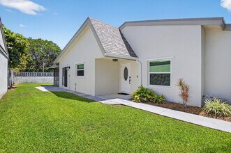 45 Baytree Cir in Boynton Beach, FL - Building Photo - Building Photo