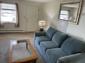844 State St in Bangor, ME - Foto de edificio - Building Photo