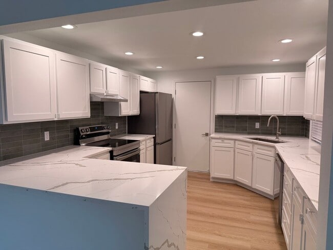 14111 SE 6th St in Vancouver, WA - Building Photo - Building Photo