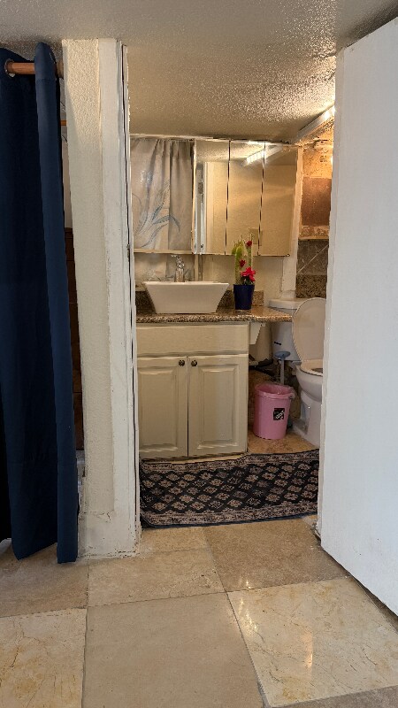 18641 Crabtree Ave in Cupertino, CA - Building Photo - Building Photo