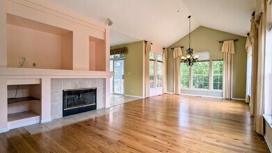 2878 N Greenwood Ave in Arlington Heights, IL - Building Photo - Building Photo