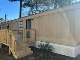 17 White Oak Village in Rainbow City, AL - Building Photo