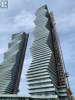 3900 Confederation Pkwy in Mississauga, ON - Building Photo