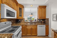 2295 Carrington Ct in Naples, FL - Building Photo - Building Photo