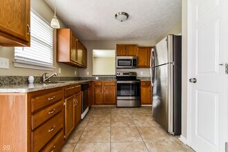 12218 Van Spronsen Ct in Indianapolis, IN - Building Photo - Building Photo