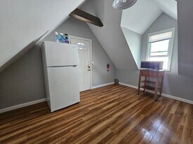 120 North St in Burlington, VT - Building Photo