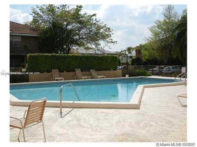 758 NW 103rd Terrace in Pembroke Pines, FL - Building Photo - Building Photo