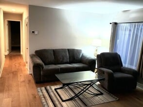 26 Bayside Ct, Unit 0 in Richmond, CA - Foto de edificio - Building Photo