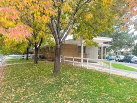 5430 S Curtice St in Littleton, CO - Building Photo