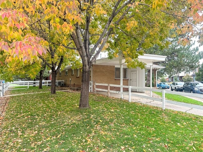 property at 5430 S Curtice St