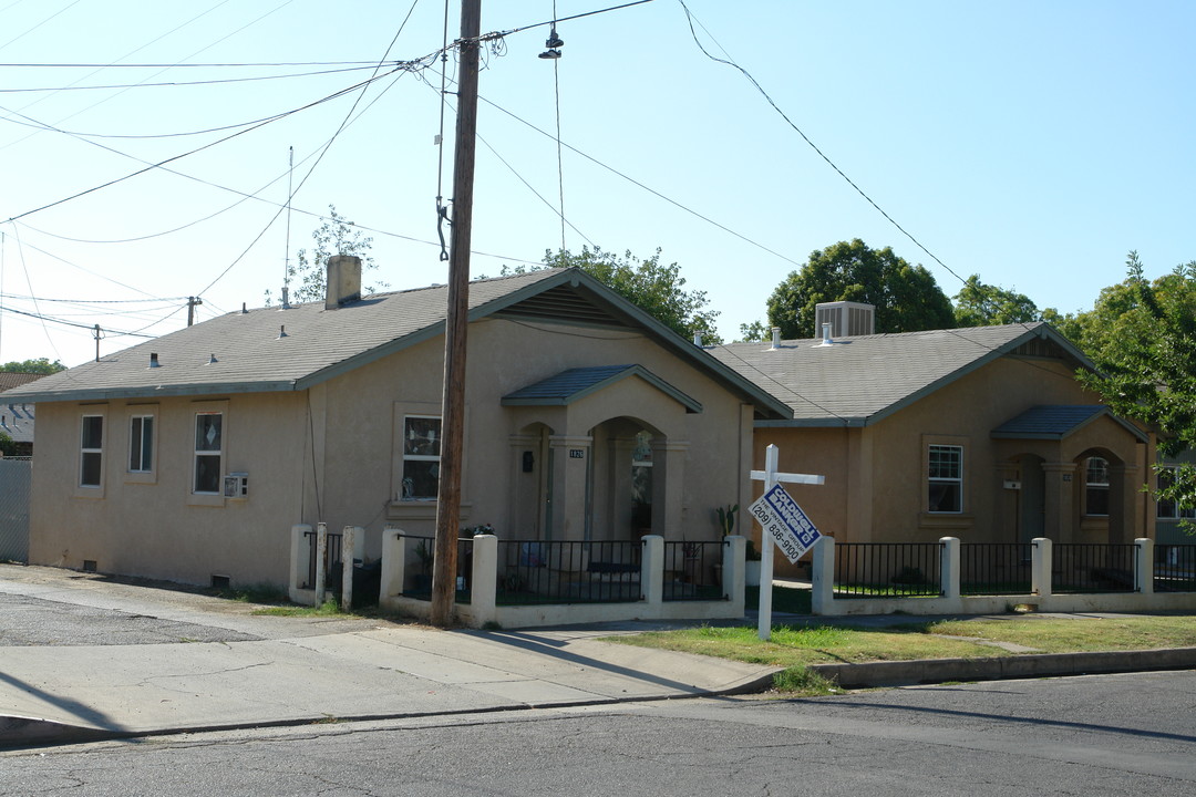 1824-1826 H St in Merced, CA - Foto de edificio