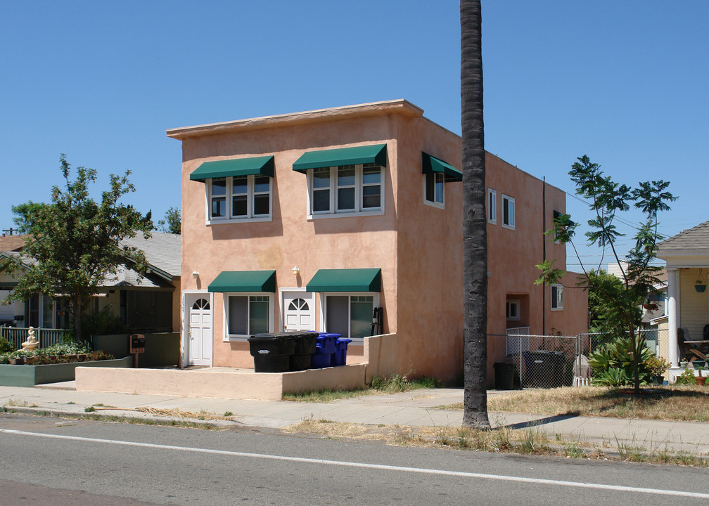 3624 Texas St in San Diego, CA - Foto de edificio