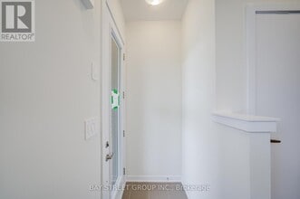 414 Lawrence Hts Wy in Toronto, ON - Building Photo - Building Photo