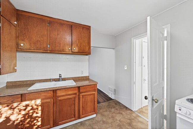 property at 959 Earl St