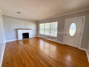 5252 Rollins Ave in Jacksonville, FL - Building Photo - Building Photo