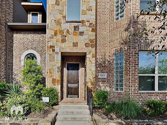 property at 4144 Riverside Dr