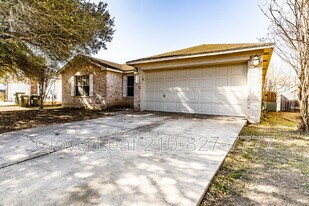 410 Masonwood Dr in Kyle, TX - Building Photo