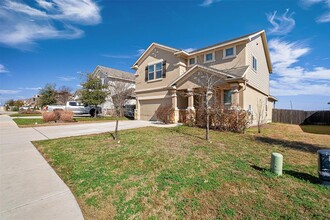 17406 Gabbro Dr in Pflugerville, TX - Building Photo - Building Photo