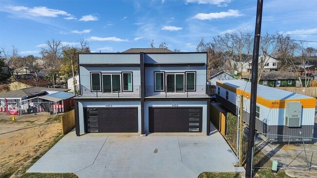 property at 4421 Reed Rd