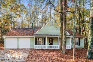 5461 Quarters Way in Powder Springs, GA - Building Photo