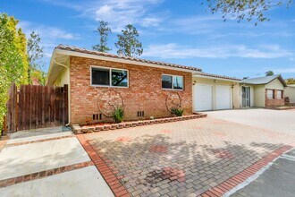 1674 Blue Jay Dr in Sunnyvale, CA - Building Photo - Building Photo