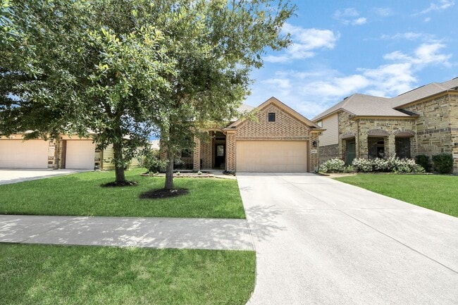 6810 Hunters Trace Ln in Baytown, TX - Building Photo - Building Photo
