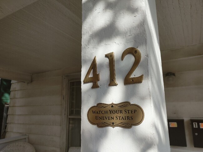 412 W Saginaw St in Lansing, MI - Building Photo - Building Photo