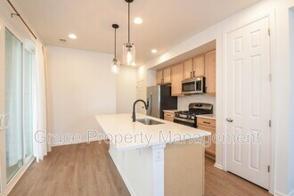 9681 Truckee St in Commerce City, CO - Building Photo - Building Photo
