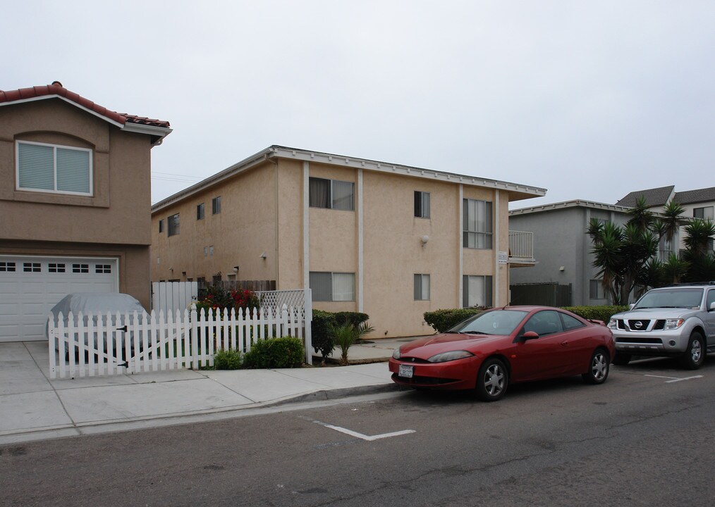 145 Evergreen Ave in Imperial Beach, CA - Building Photo