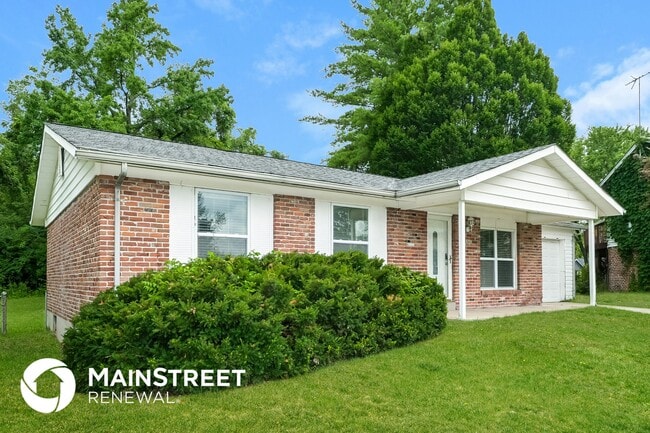 2464 Wharton Ct in Florissant, MO - Building Photo - Building Photo
