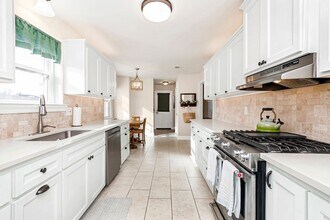 10859 Cal Rd in Baton Rouge, LA - Building Photo - Building Photo