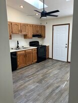 665 Mumford Dr in Troy, OH - Building Photo