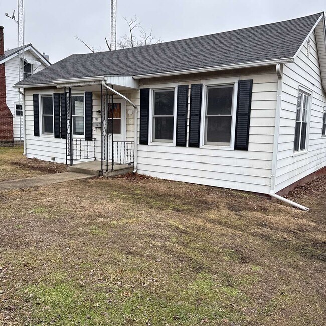 property at 404 W Ohio St