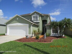 2710 Bradfordt Dr in West Melbourne, FL - Building Photo