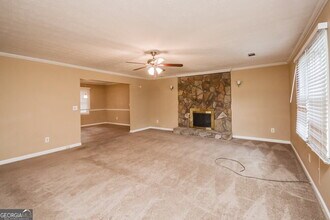 613 Almand Branch Rd SE in Conyers, GA - Building Photo - Building Photo