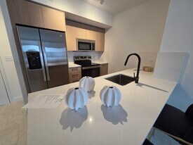 3157 NW 19th Ter, Unit B1 in Miami, FL - Building Photo