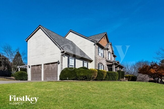6675 River Island Cir in Buford, GA - Building Photo - Building Photo
